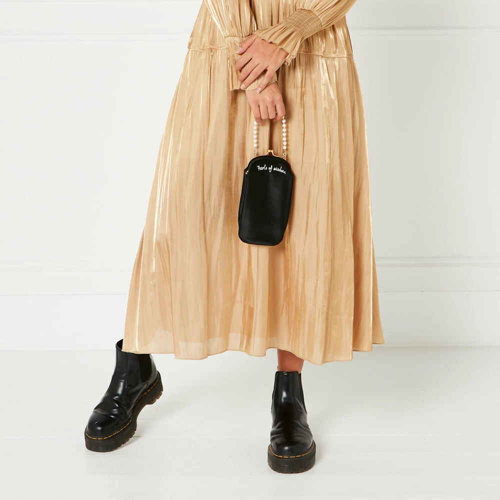 Lulu Guinness BLACK PEARLS OF WISDOM HARLOW PURSE 8 Lulu Guinness BLACK PEARLS OF WISDOM HARLOW PURSE